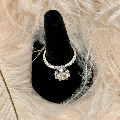 'Fleur' Moissanite Engagement Ring