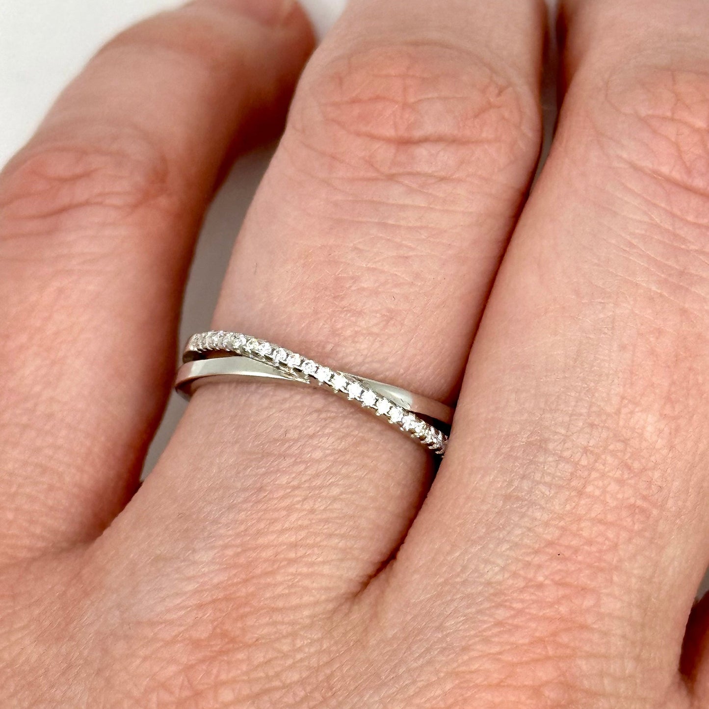 'Felisha' Wedding Band