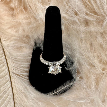 'Elizabeth' Moissanite Engagement Ring