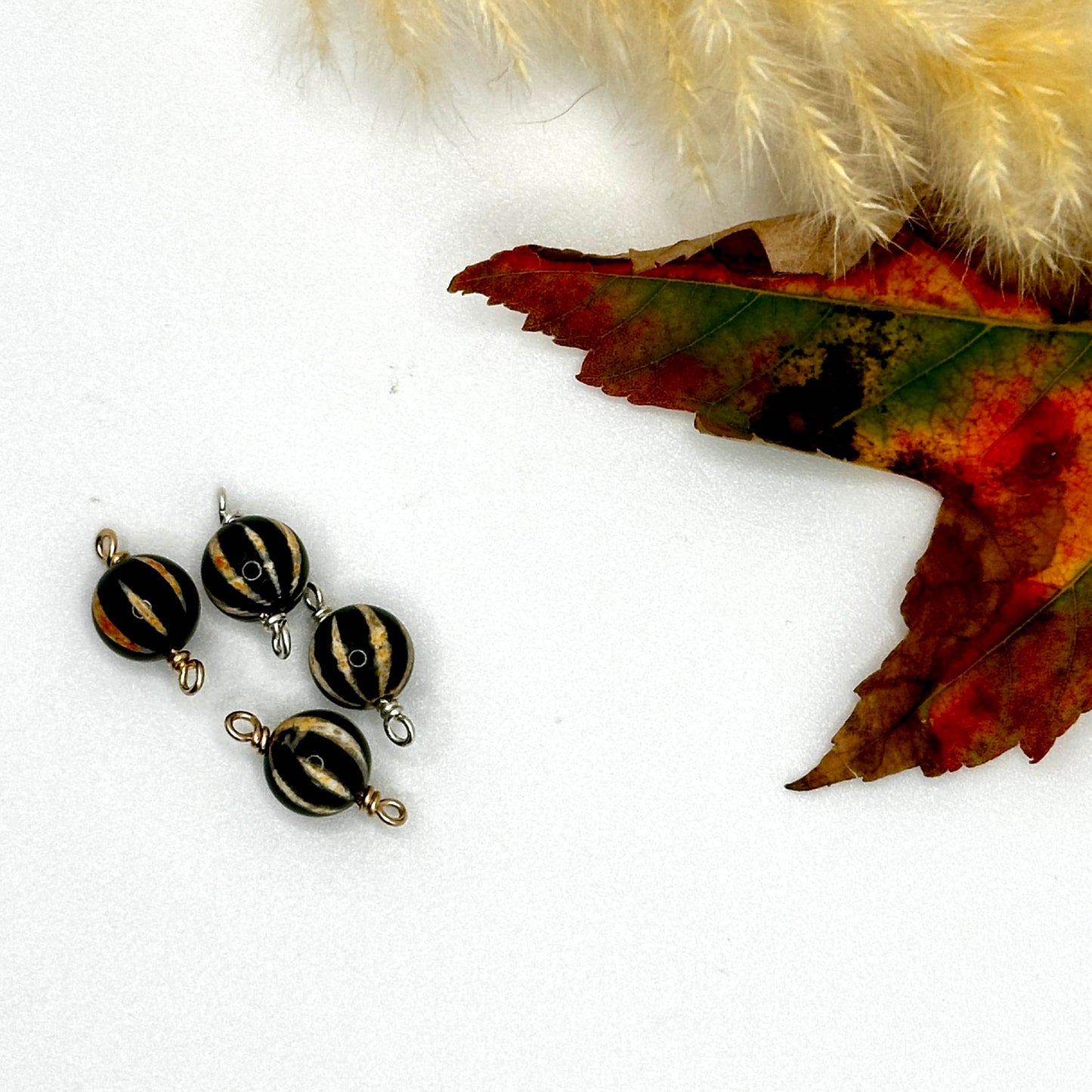 Tibetan Agate 'Pumpkin' Connectors